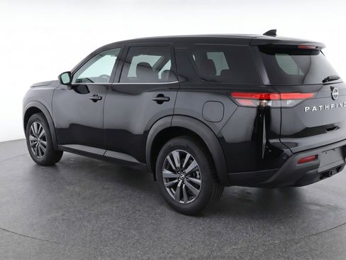 Used 2025 Nissan Pathfinder SV FWD image 6