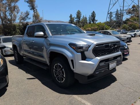 Certified 2024 Toyota Tacoma TRD Sport w/ TRD Sport Upgrade Package RWD image 3