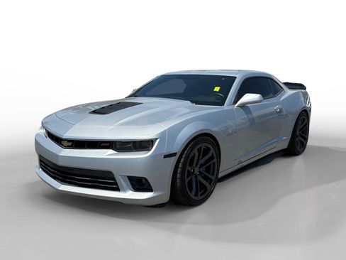 Used 2015 Chevrolet Camaro SS w/ RS Package RWD image 1