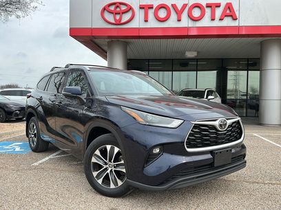 Used 2022 Toyota Highlander XLE