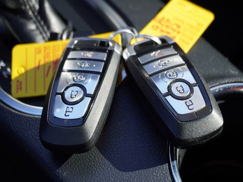 Used 2023 Ford Mustang Premium image 21