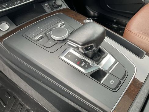 Used 2020 Audi Q5 2.0T Premium image 24
