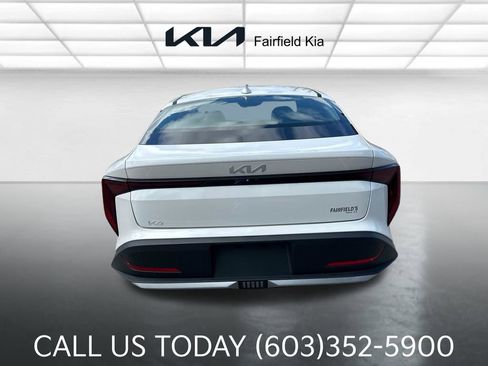 New 2025 Kia K4 LXS FWD image 4