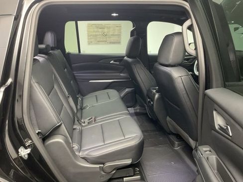 New 2026 Chevrolet Traverse LT w/ Sun and Wheel Package image 29