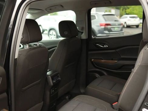 Used 2020 GMC Acadia SLE w/ Driver Convenience Package image 30