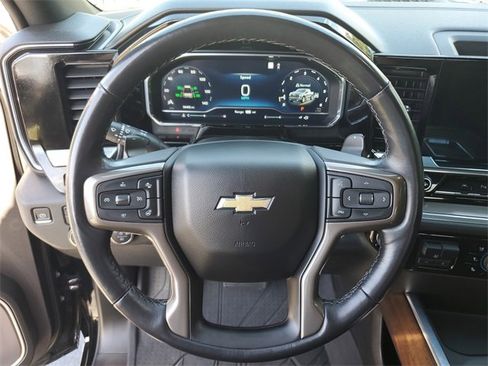 Used 2022 Chevrolet Silverado 1500 High Country w/ High Country Premium Package image 21