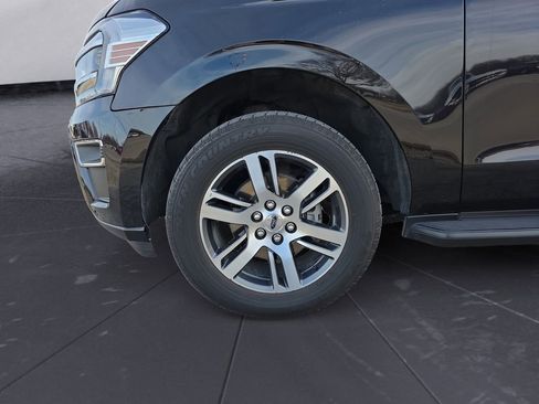 Used 2024 Ford Expedition Max Limited image 14