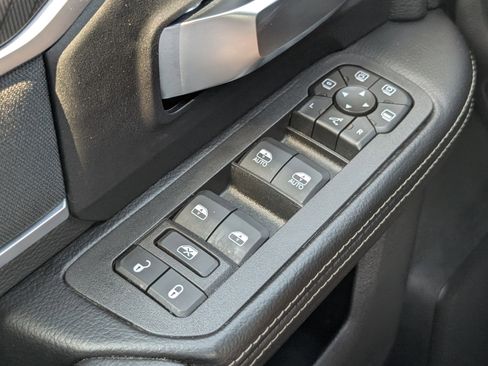 Used 2026 RAM 2500 Big Horn AWD/4WD image 22