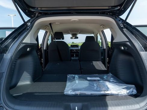 Used 2024 Honda HR-V LX image 18