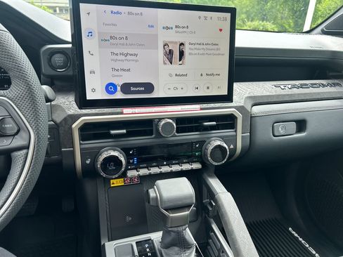 New 2026 Toyota Tacoma Limited AWD/4WD image 11