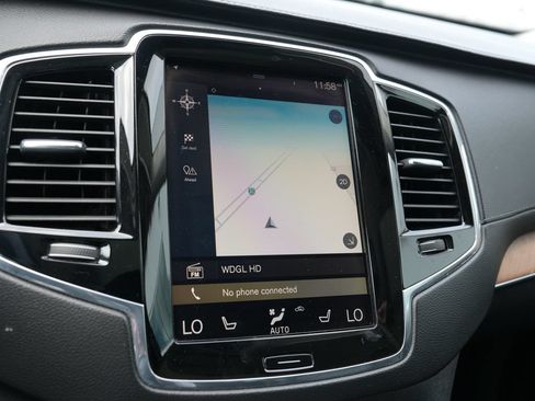 Used 2017 Volvo XC90 T8 Inscription w/ Luxury Package AWD/4WD image 31
