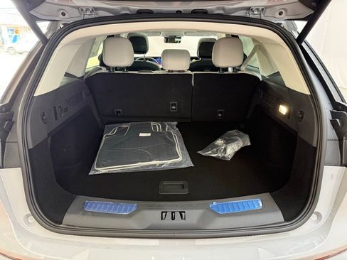 New 2026 Lincoln Nautilus Reserve AWD/4WD image 18