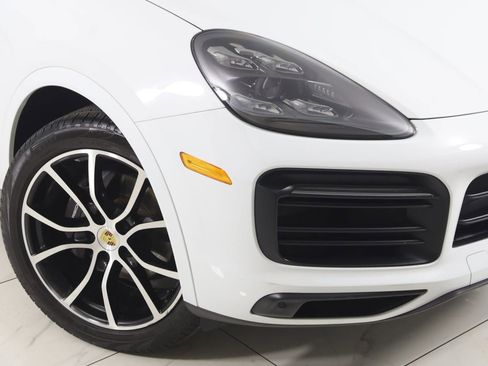 Used 2020 Porsche Cayenne AWD/4WD image 20