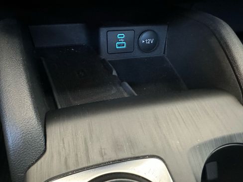 Certified 2023 Ford Escape ST-Line Select w/ Tech Pack #2 AWD/4WD image 34