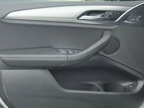 Used 2021 BMW X3 xDrive30e w/ M Sport Package image 23