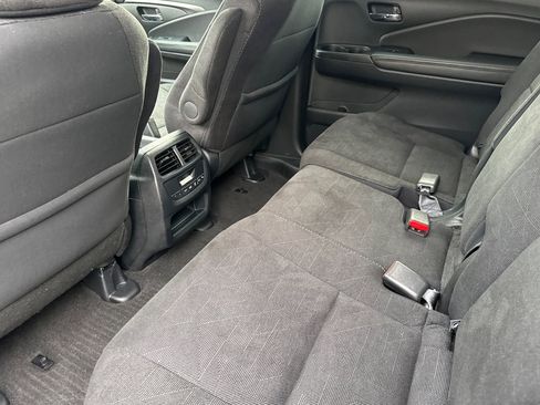 Used 2022 Honda Pilot Sport image 26