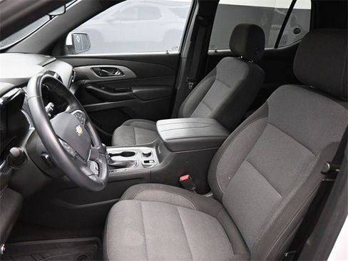 Used 2023 Chevrolet Traverse LT w/ LPO, Floor Liner Package image 12