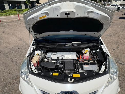 Used 2012 Toyota Prius V Three image 20