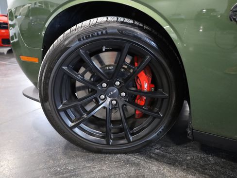 Used 2023 Dodge Challenger SRT Hellcat image 13