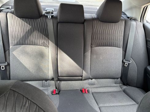 Used 2025 Toyota Camry LE image 32