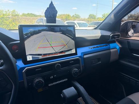 Used 2024 Toyota Tacoma TRD Off-Road w/ TRD Off Road Upgrade Package image 11