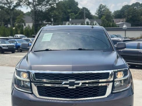 Used 2017 Chevrolet Tahoe LT RWD image 2