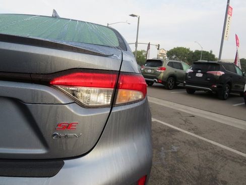 Certified 2025 Toyota Corolla SE image 11