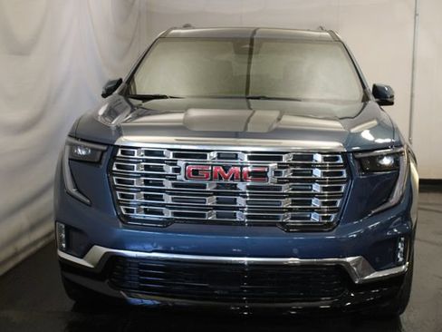 Used 2025 GMC Acadia Denali w/ Super Cruise Package AWD/4WD image 3