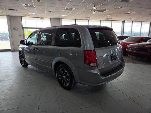 Used 2017 Dodge Grand Caravan GT FWD image 5