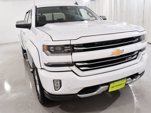 Used 2016 Chevrolet Silverado 1500 LTZ Z71 w/ LTZ Plus Package AWD/4WD image 4