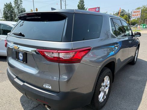 Used 2020 Chevrolet Traverse LS AWD/4WD image 4
