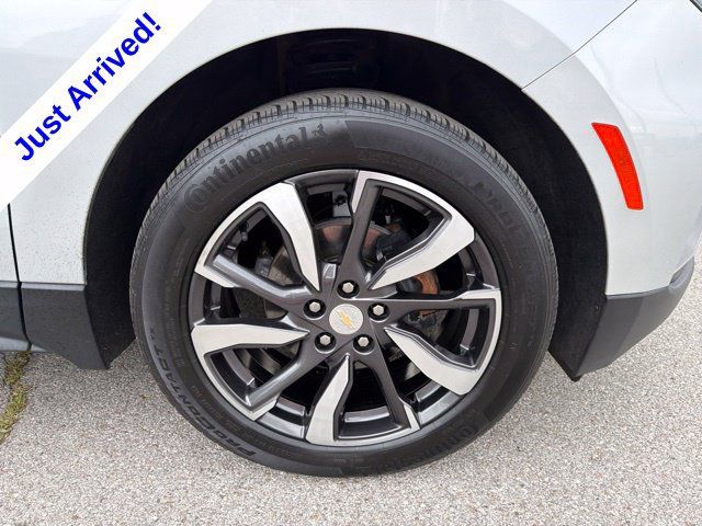 Used 2022 Chevrolet Equinox LT FWD image 19