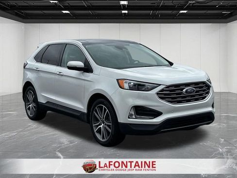 Used 2023 Ford Edge Titanium w/ Class II Trailer Tow Package image 7