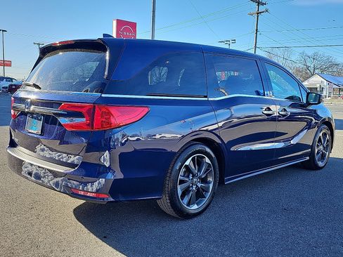 Used 2024 Honda Odyssey Elite image 4
