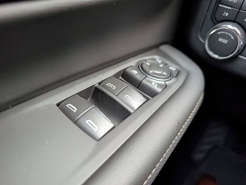 New 2026 Chevrolet Suburban Premier AWD/4WD image 23