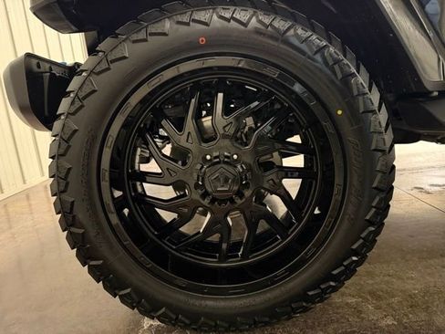 Used 2023 Jeep Wrangler Sahara 4xe w/ Cold Weather Group image 10