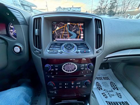 Used 2011 INFINITI G37 x Sedan w/ Premium Pkg image 13