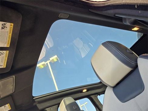 Used 2017 Land Rover Range Rover Evoque HSE Dynamic image 6