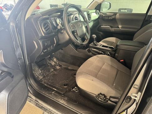 Used 2023 Toyota Tacoma SR image 5