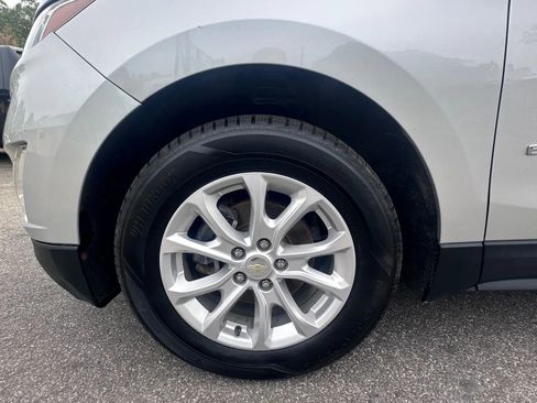 Used 2019 Chevrolet Equinox LT image 9