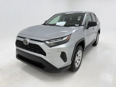 Used 2025 Toyota RAV4 LE FWD image 4