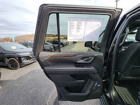 Certified 2024 Chevrolet Tahoe Premier w/ Premium Package image 27