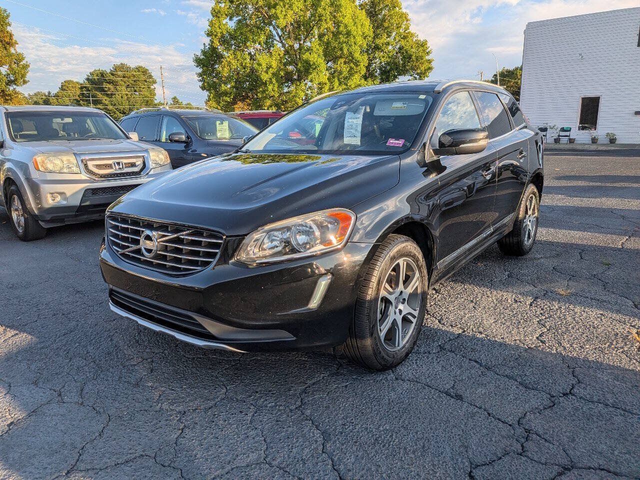 Used 2014 Volvo XC60 T6 AWD/4WD image 4
