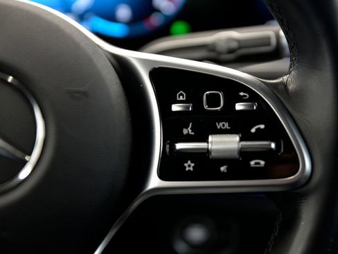 Used 2022 Mercedes-Benz GLE 350 4MATIC image 23