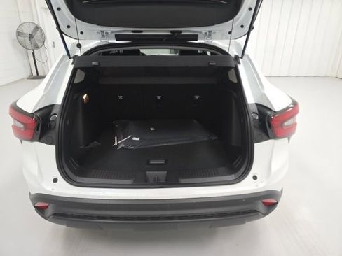 New 2026 Chevrolet Trax LT w/ Driver Confidence Package image 25