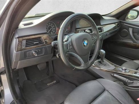 Used 2010 BMW 328i Convertible image 10