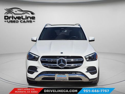 Used 2024 Mercedes-Benz GLE 450e 4MATIC image 3