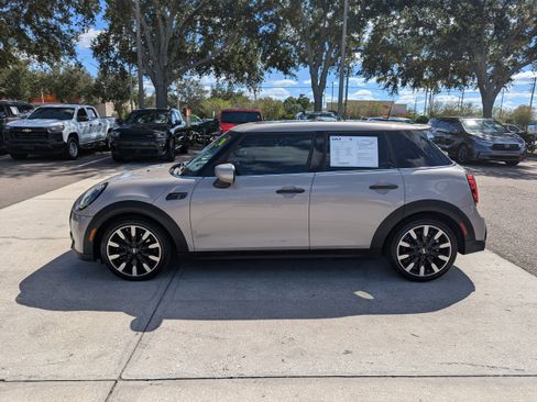 Used 2022 MINI Cooper S w/ Premium Package image 5