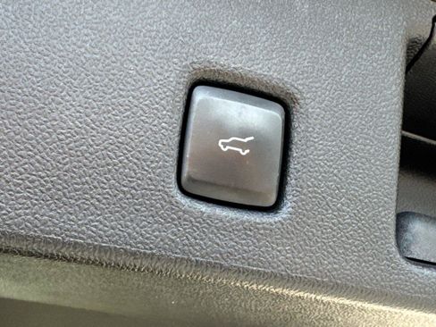 Certified 2021 Ford Escape SE w/ Convenience Package AWD/4WD image 10