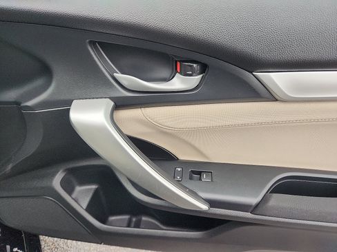 Used 2017 Honda Civic EX-T image 27